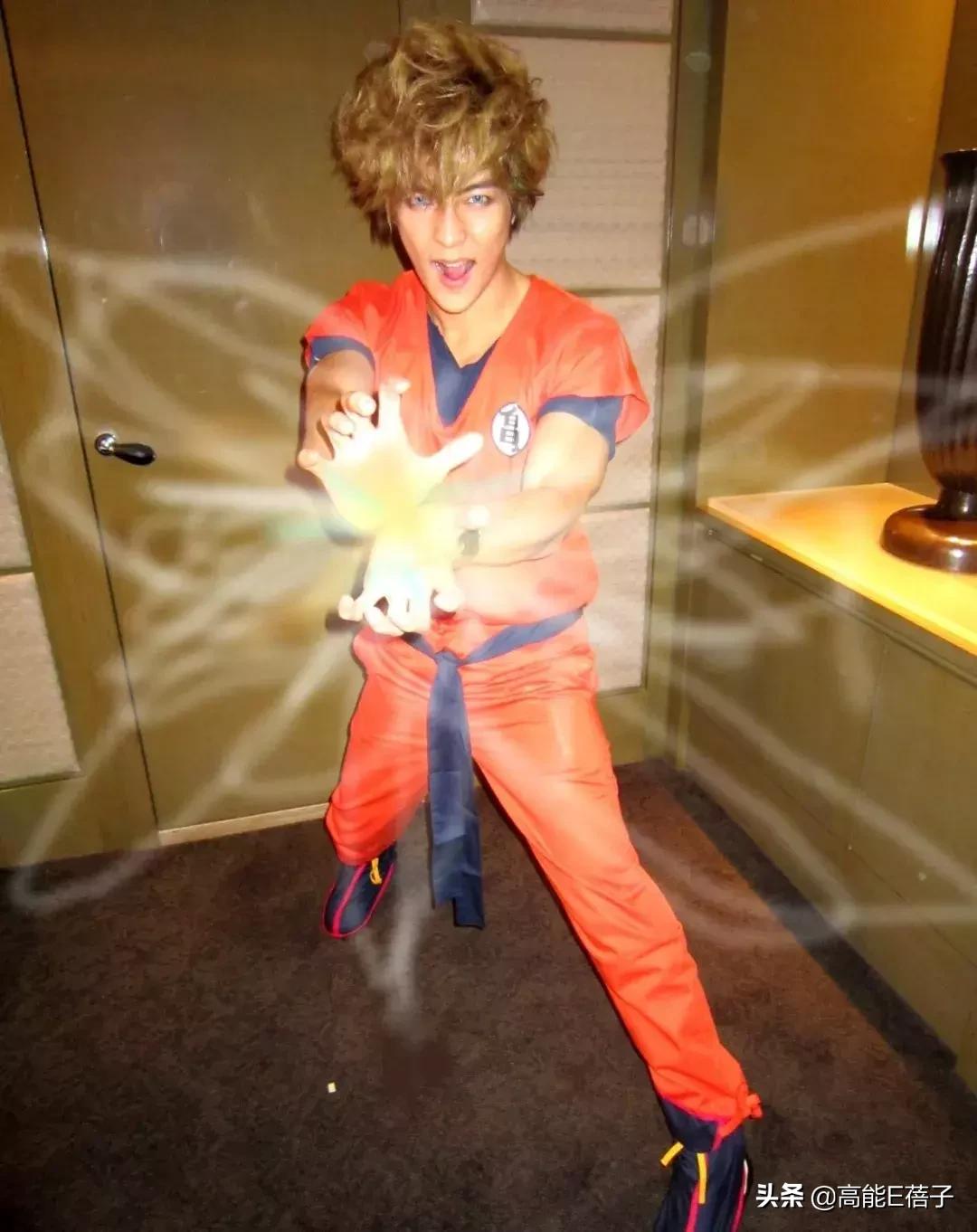 成龙和鹿晗谁厉害,七龙珠成龙是龟仙人吗