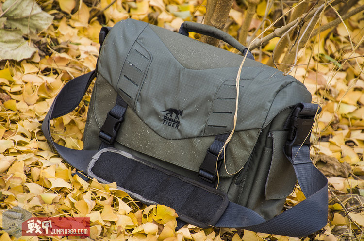 塔虎单肩包测评,塔虎战术双肩包