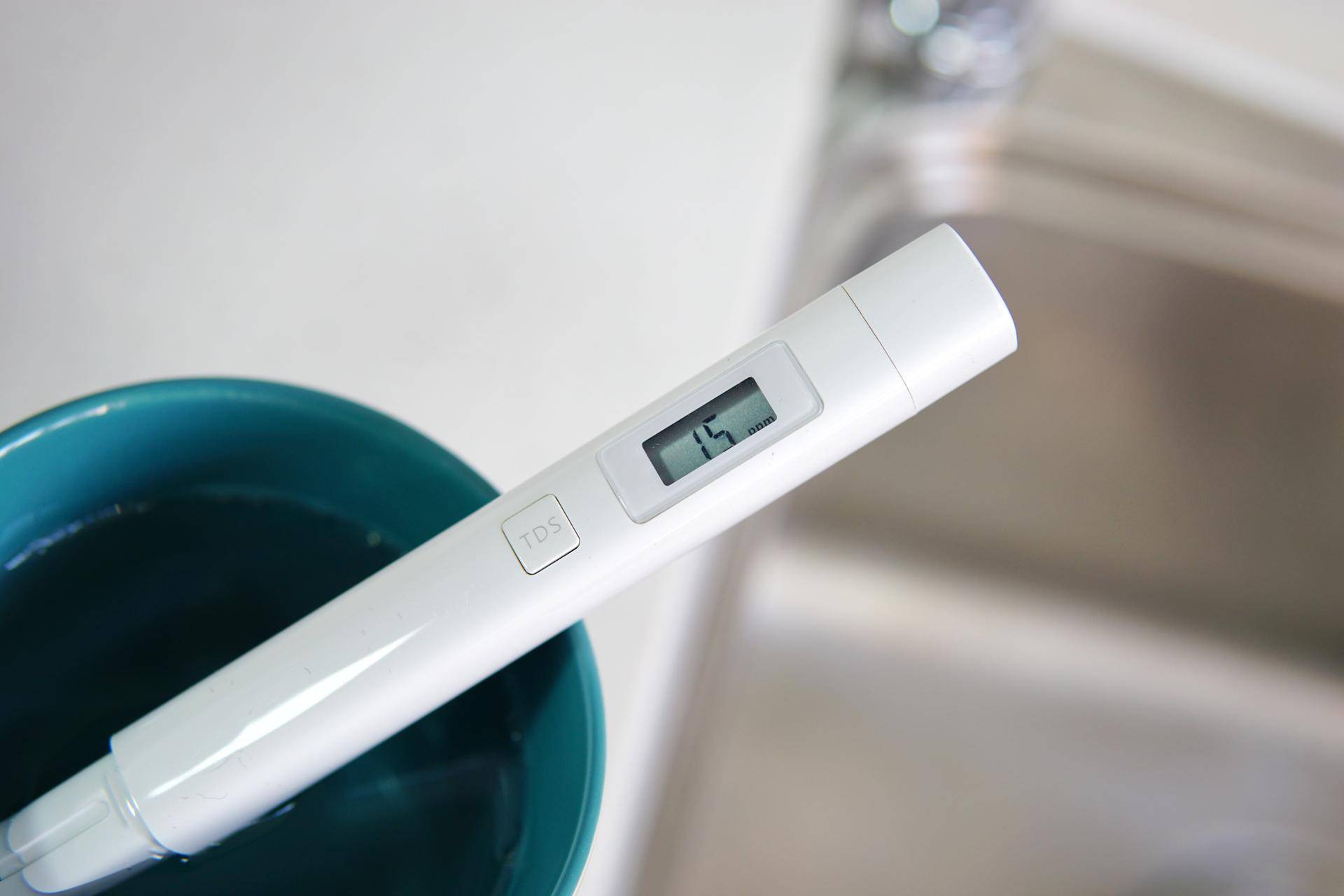 房价那么贵一点也不能浪费,台面净热一体净水机测评