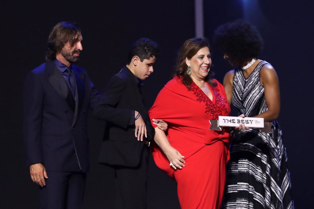 你是我的眼，带我领略足球的美妙