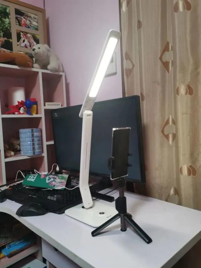 直播界来了卖房人:耍双节棍,涂迪奥999,线上成本做到线下1/10