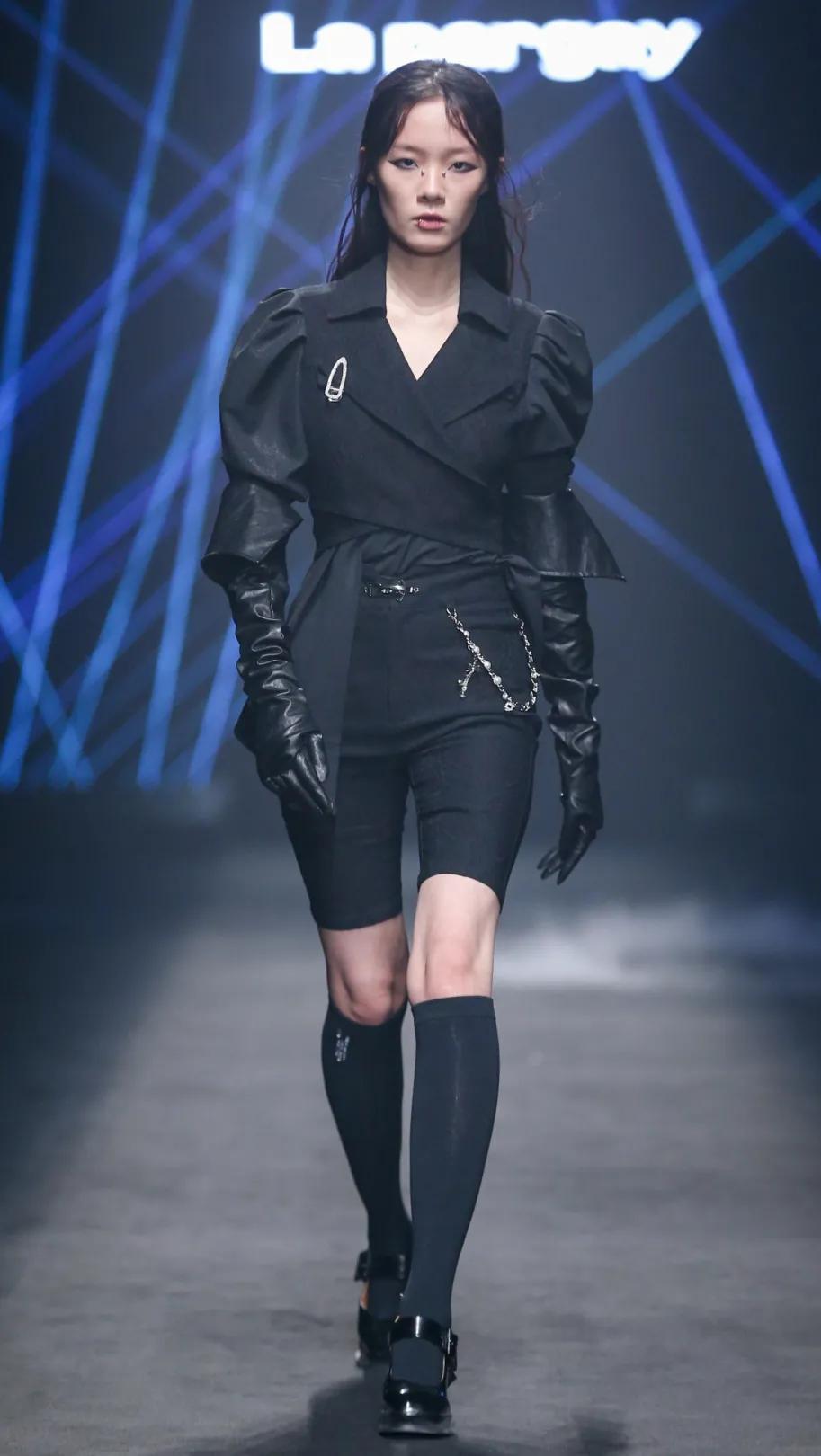 2021秋季流行款式风格,趋势2022春夏八大流行款式设计