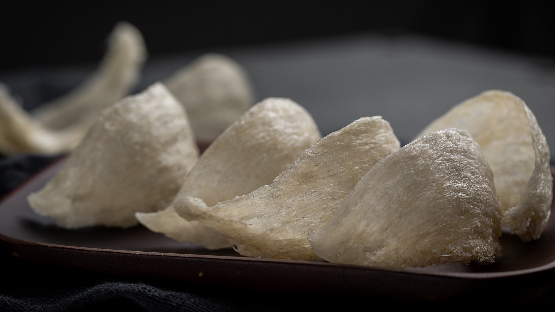 燕窝真假在哪里检测,燕窝饮品好坏鉴别