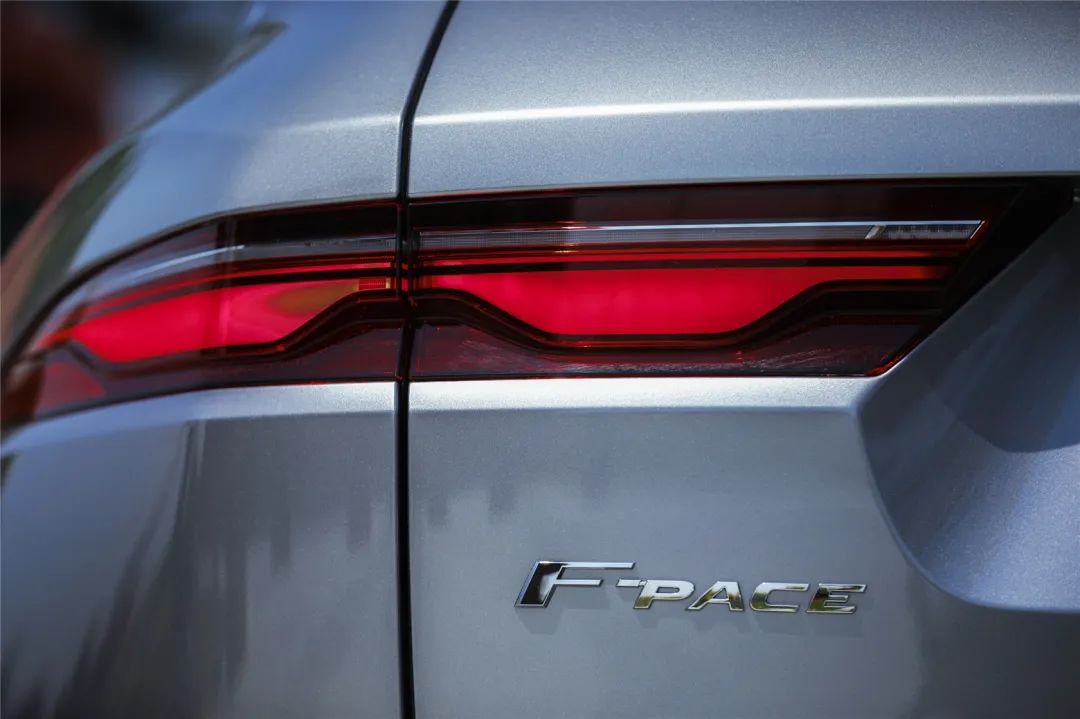 捷豹f-pacep250r-dynamic落地价,2020捷豹f-pace与glc260l4matic