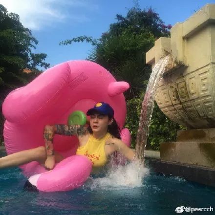 亲爹亲妈们分享自家熊孩子的沙雕现场