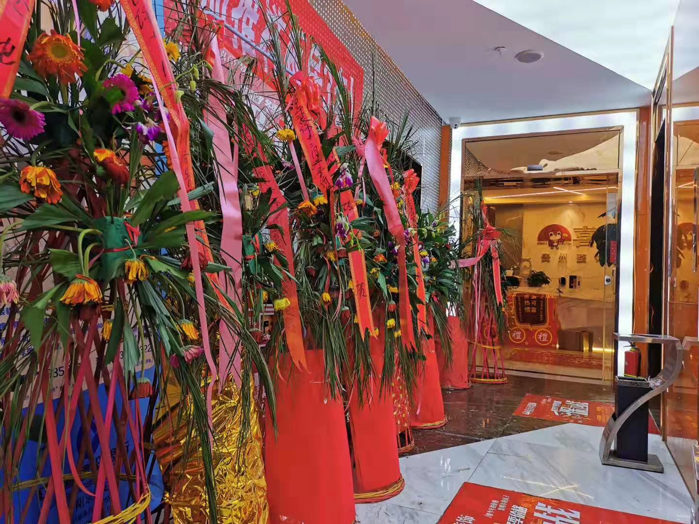 探店之喜百年冬季价格保卫战真有那么好?