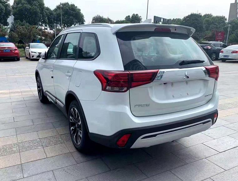 七座欧蓝德是中型suv吗,日系车七座欧蓝德suv