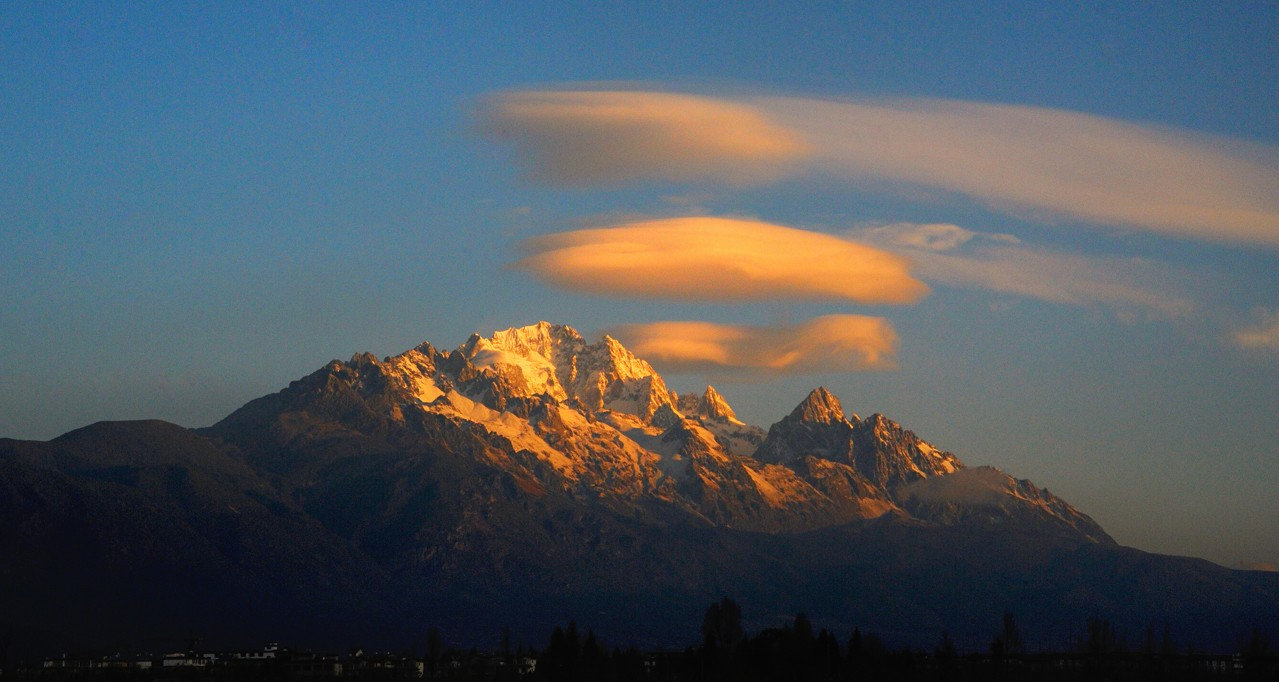去丽江玩大概要多少钱,丽江到福州怎么走最省钱的路线
