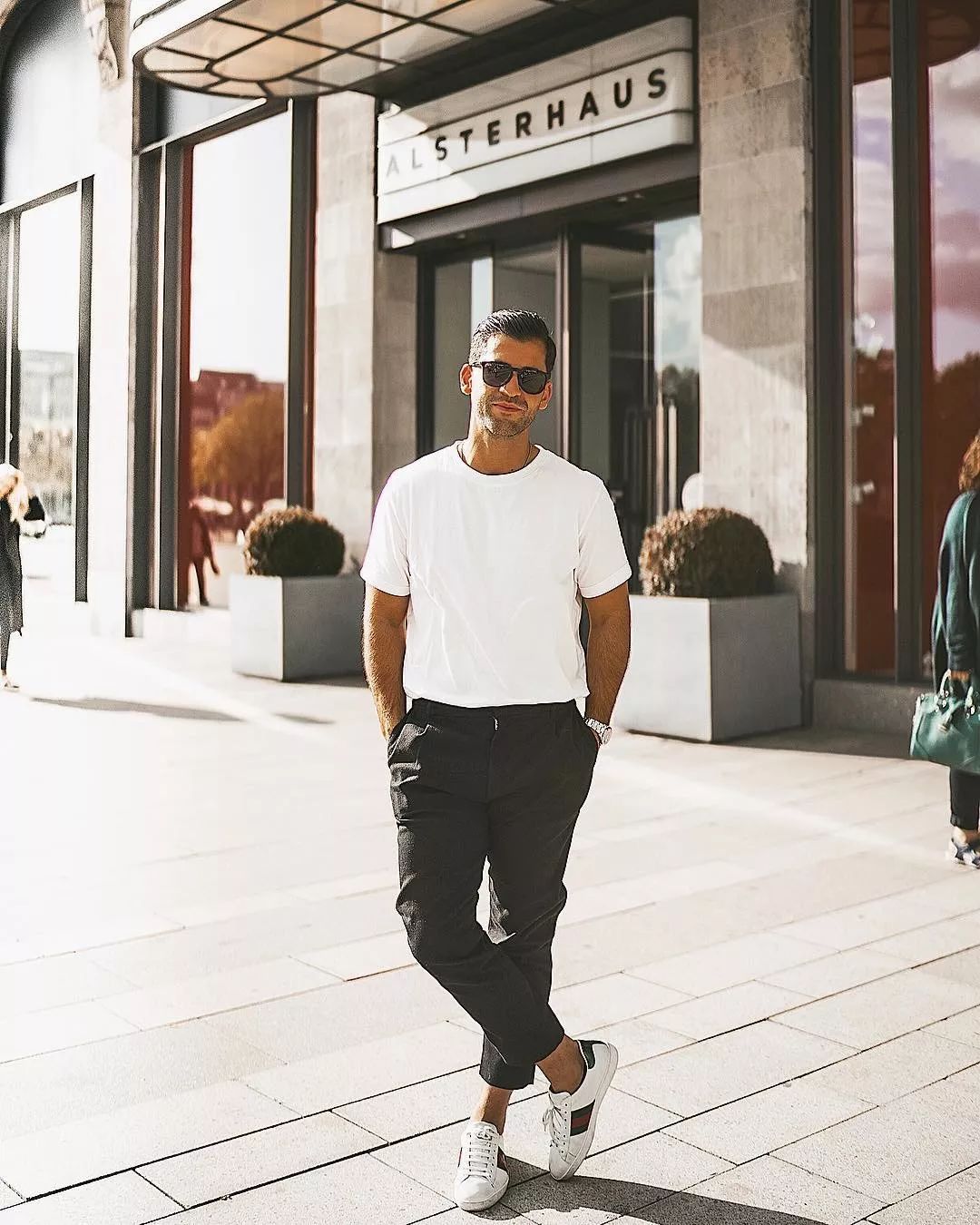 时尚博主kostaWilliams，个子不高，却是穿衣模板