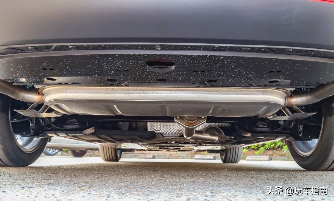 2020款马自达3昂克赛拉自带千斤顶,10万买个二手马自达昂克赛拉好不