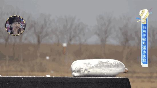 男孩吃糖果的动画片,七岁小男孩吃零食把眼球吃了