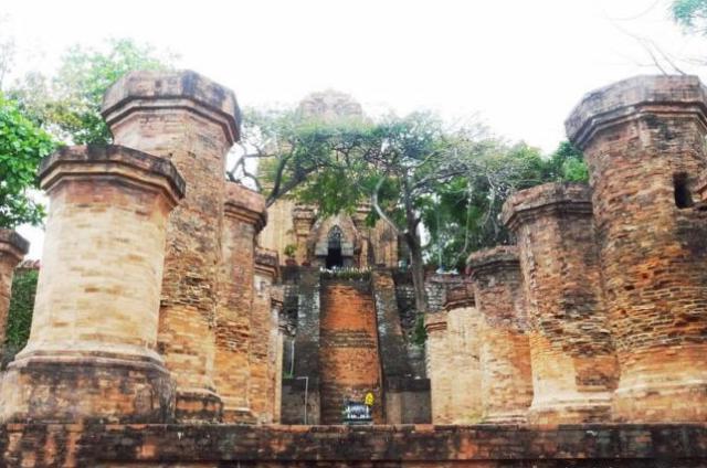 暑假去海滩玩儿哪里最合适,越南芽庄小海滩