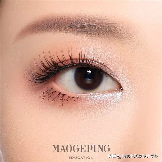 下睫毛多怎么画眼妆放大双眼,肿眼泡怎样放大双眼画眼妆