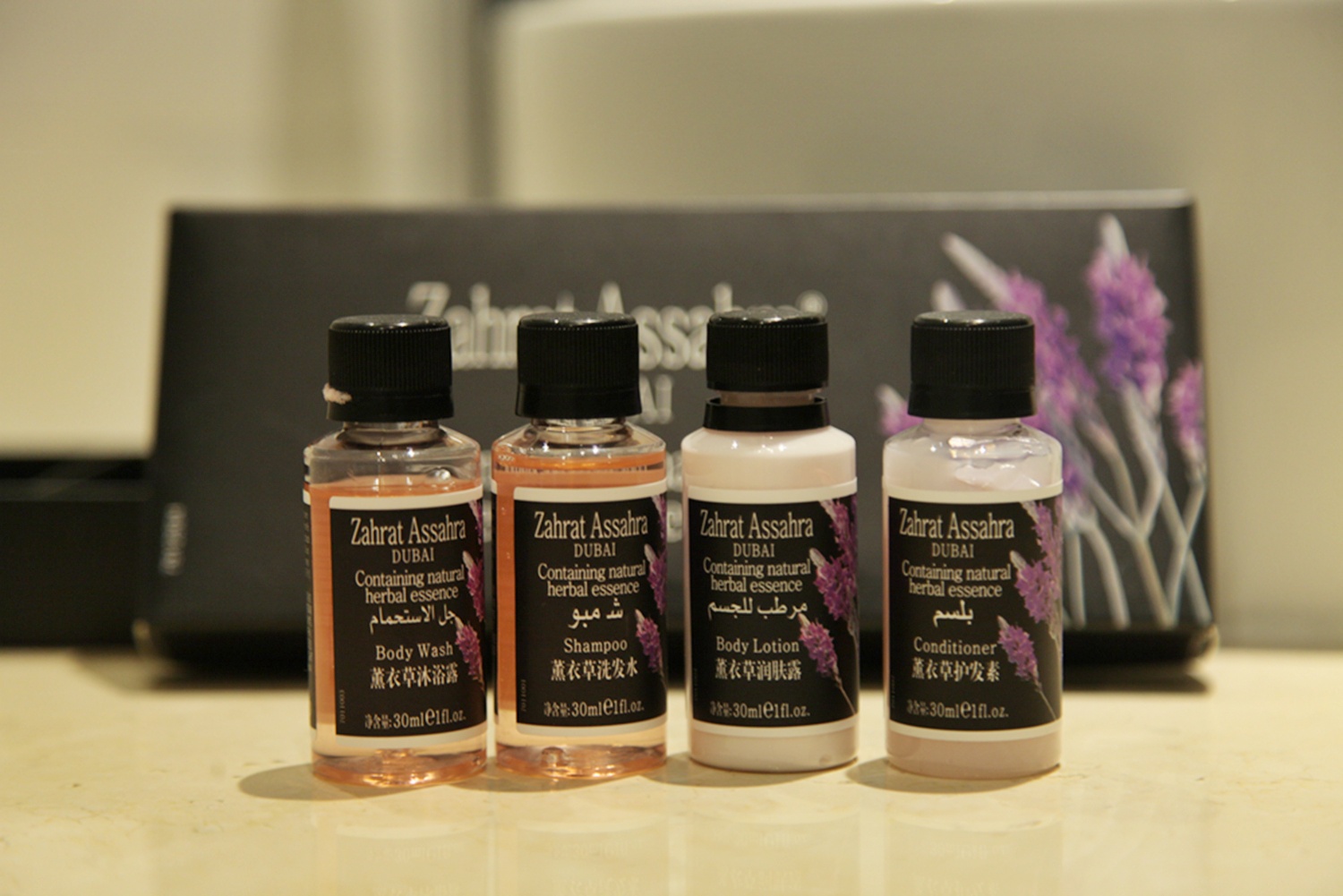 藏在百年工厂里的酒店，价格不到两百，含早，还送智利红酒