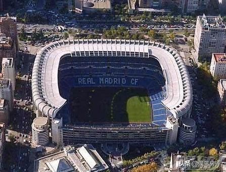 上海八万人足球场,成都八万人专业足球场