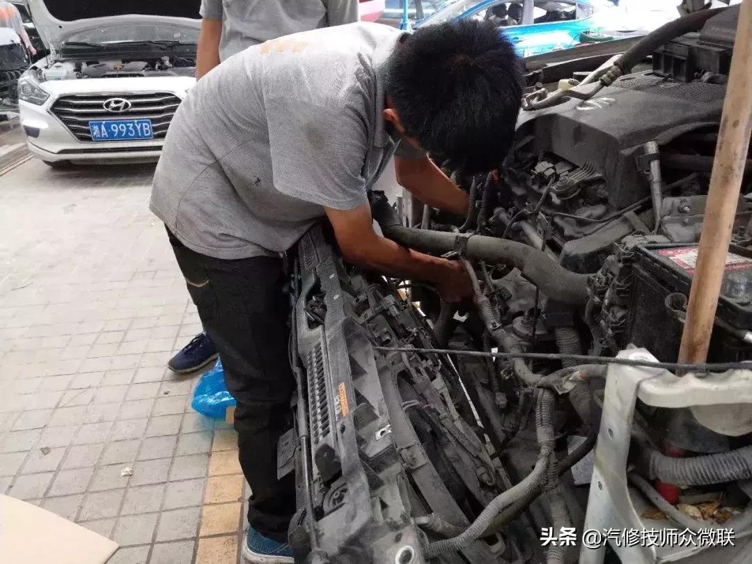 汽修工，烈焰下的汉子！