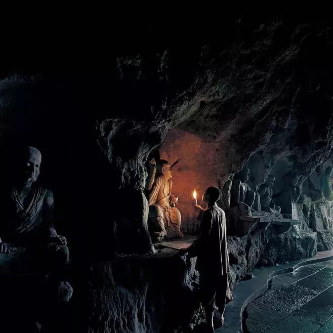 18句佛语禅心经典语录,深刻透彻,撑不下去了看看