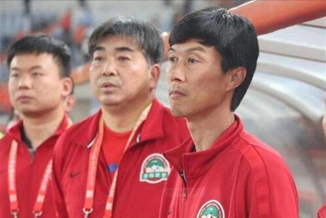 足球名将区楚良,区楚良生涯最佳扑救