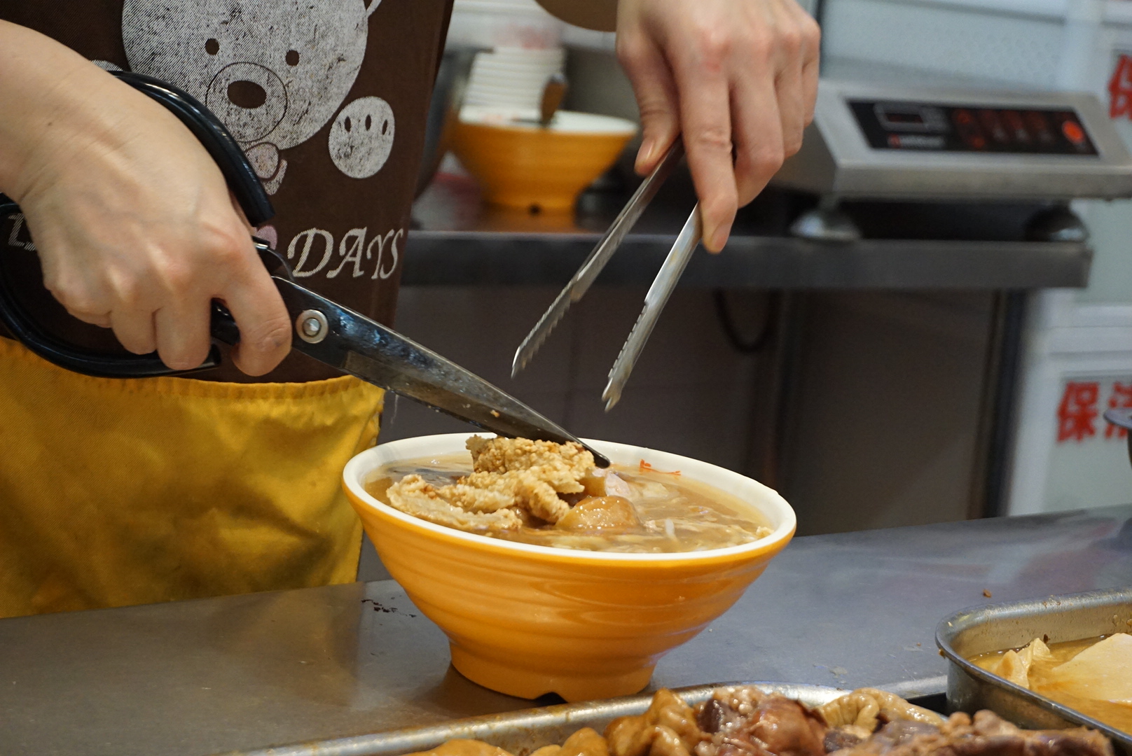 排队都要吃的火爆韩料,排队都要去吃的面