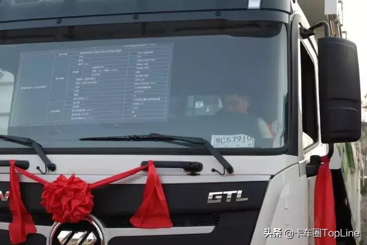 19年欧曼etx前四后八法规版自卸车,法规版欧曼est前四后八自卸车