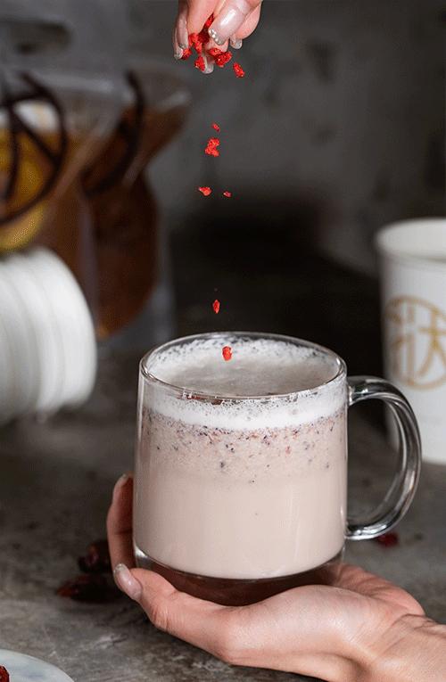 陪你“柠”过盛夏的「挞柠」全新热饮上市，给你冬日里的一杯暖！