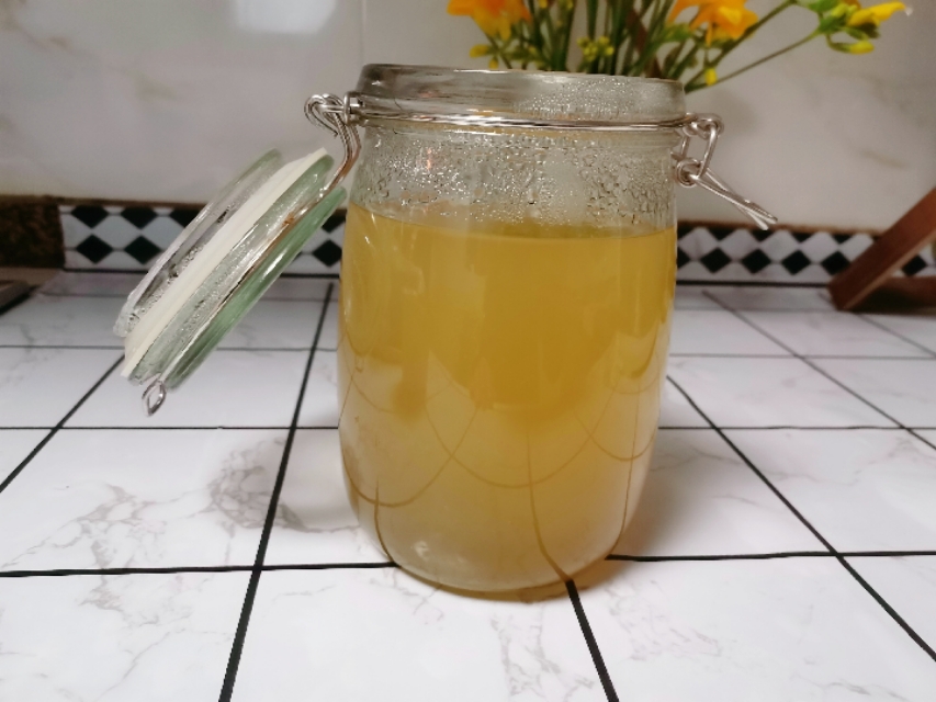 海底椰菊花雪梨膏教程视频,网红海底椰雪梨菊花膏的功效