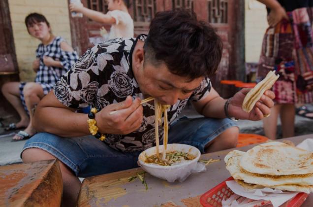 宝宝吃奶粉肚子咕咕叫还一直放屁,右腹疼肚子咕咕叫放屁是什么原因