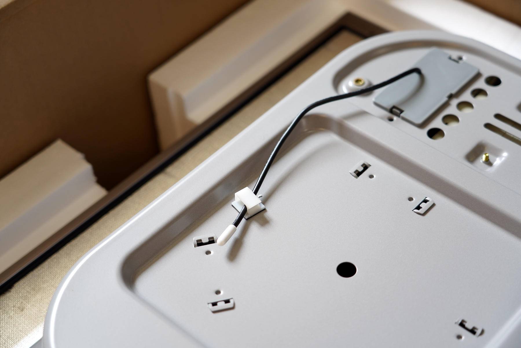 嵌入式燃气灶怎么防油污,嵌入式燃气灶如何选择炉头