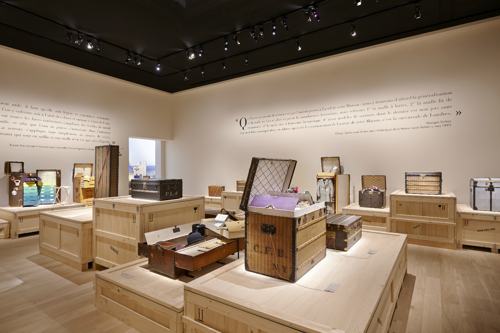 路易威登上海展2023,路易威登上海大秀的视频