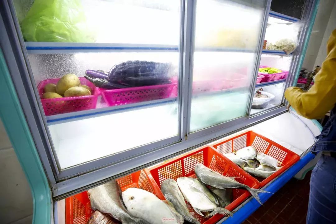 我们跟着本地人吃完这十家店，做了一份最靠谱的三亚美食线路