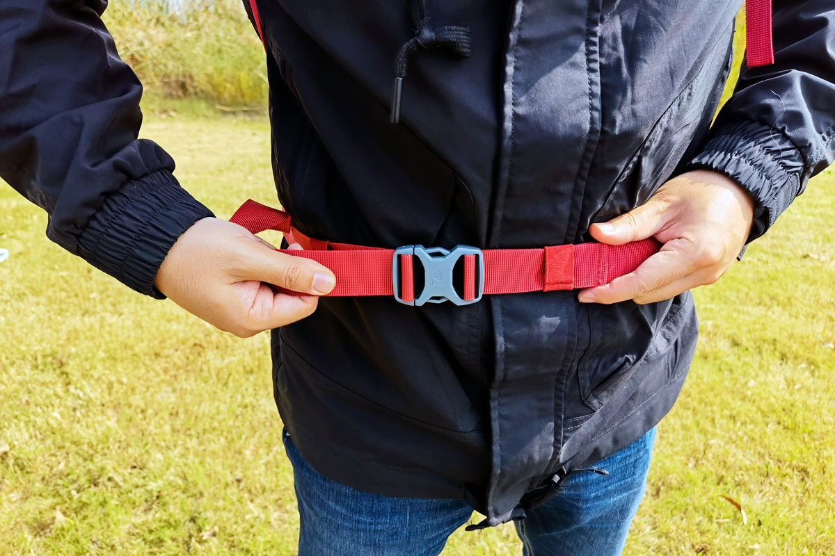 踏秋而行,踏秋而行原唱完整版