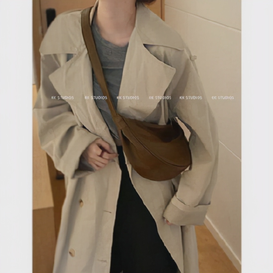 包包对于时尚的重要性,单肩包在穿衣搭配起的作用