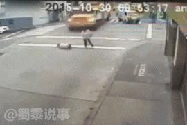 马路危险不危险,马路很危险视频