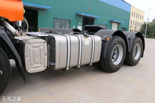 长征凤凰c5矮顶牵引车报价,三一重卡30万以下的