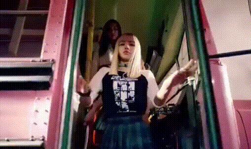 明星太阳穴凹陷怎么解决,太阳穴填充的明星