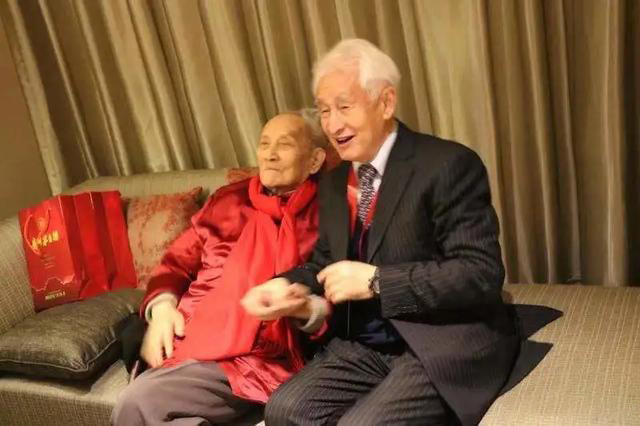 大国风尚浓香型白酒,清香白酒入门推荐品牌