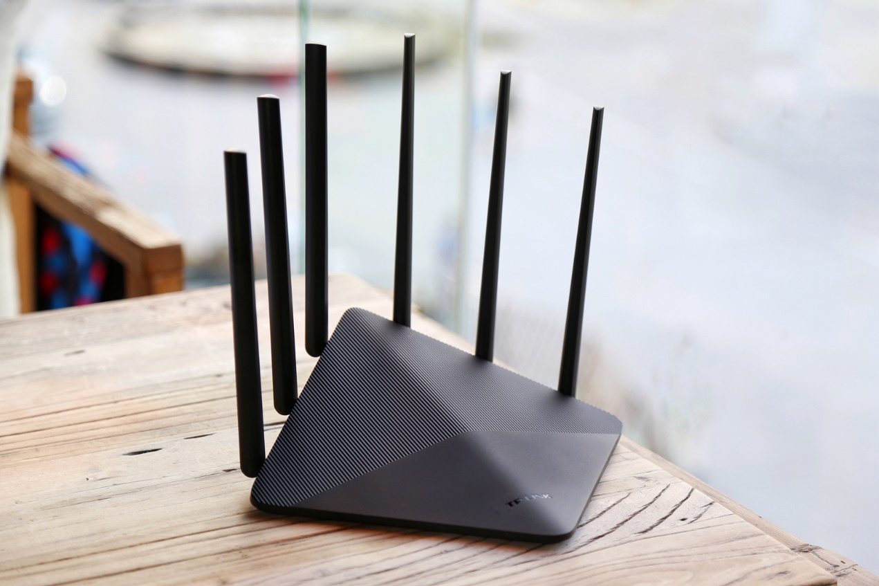 路由器双千兆和全千兆哪个好,华为和tplink的千兆路由器哪个好