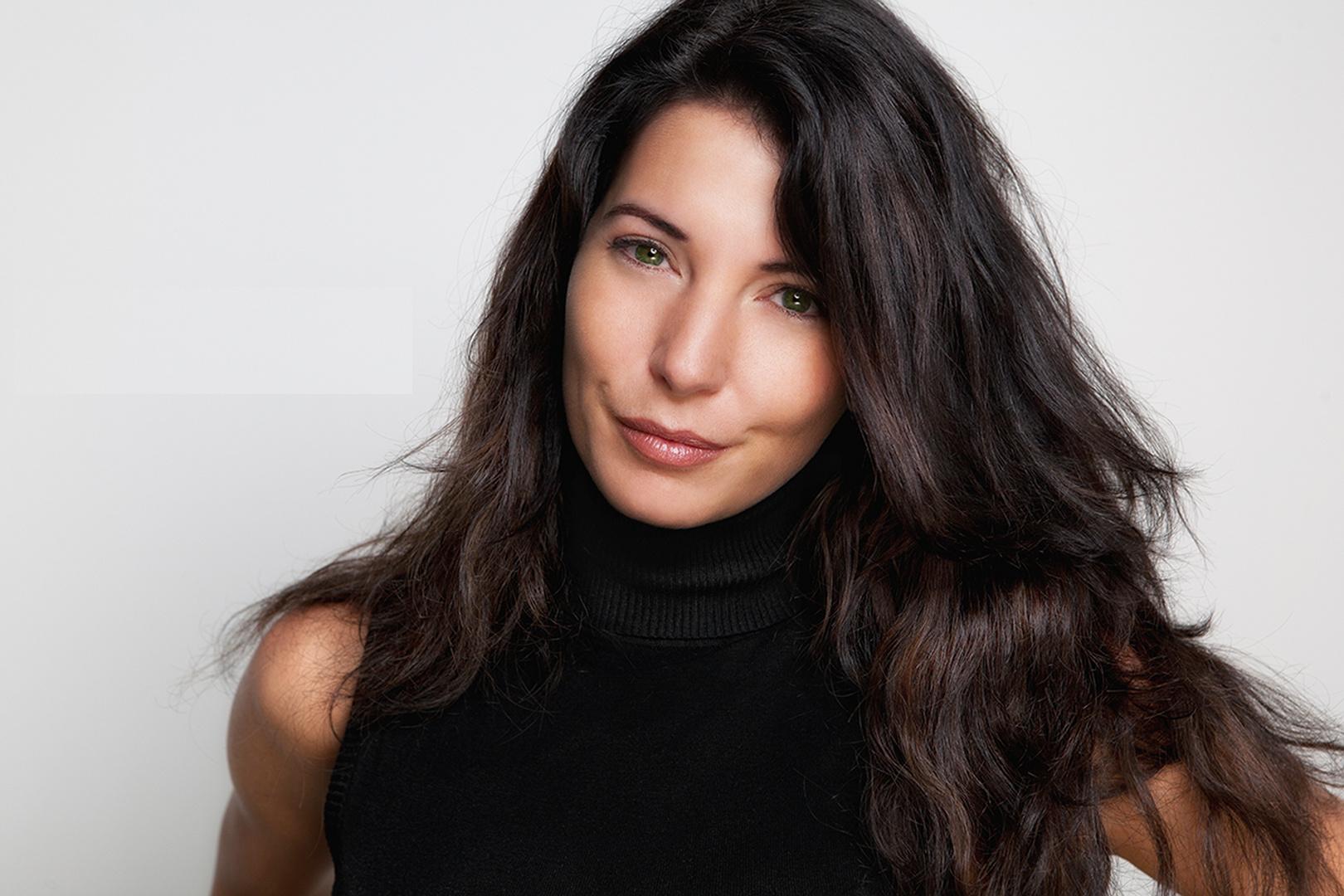 风情万种的日耳曼美女，迷人性感，身材高挑，秀色可餐，热辣无比