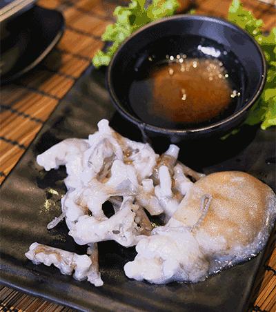 章鱼的聪明令人难以置信,章鱼最终还是逃不过人类的料理