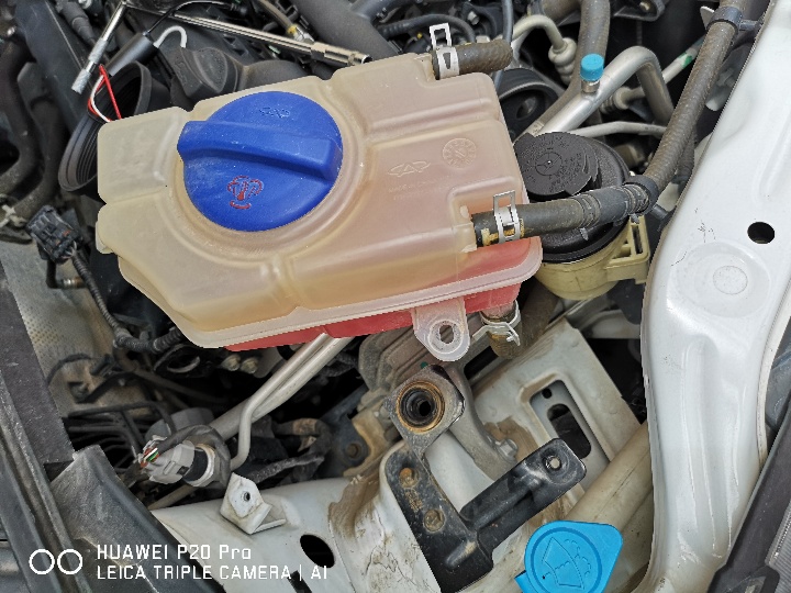 氙气灯led灯激光灯区别,汉雷氙气灯有5000k的吗