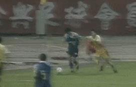 足球球迷和篮球球迷互怼,足球球迷和篮球球迷对喷