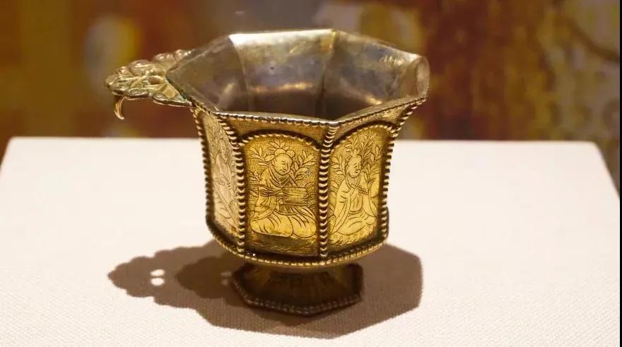 “再造”毕加索、梵高、草间弥生......这个空中艺术馆美爆了