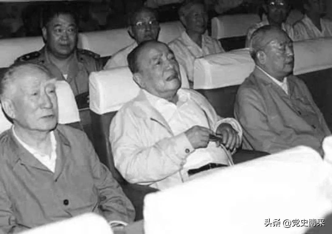 拍摄经典电影《大决战》,有人主张不写林彪,*尚昆杨**拍板:如果不写林彪,当年东北战场的仗是谁打的?