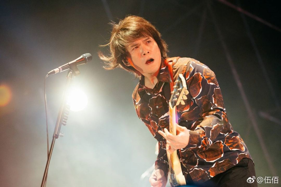 伍佰lastdance12年演唱会,伍佰lastdancegif