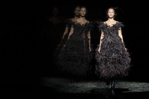 时尚圈著名设计师,小马哥重回巅峰