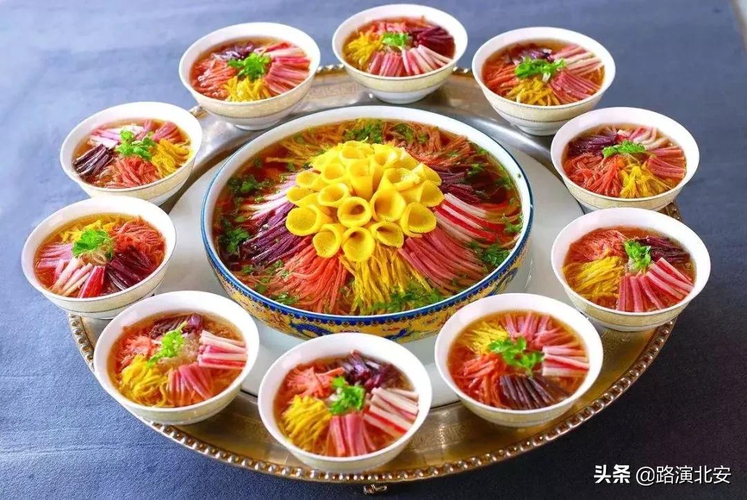 大中午的……看完这篇,更饿了