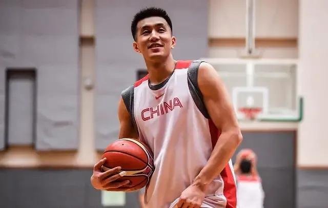 郭艾伦周琦参加吐槽大会第几季,周琦吐槽郭艾伦