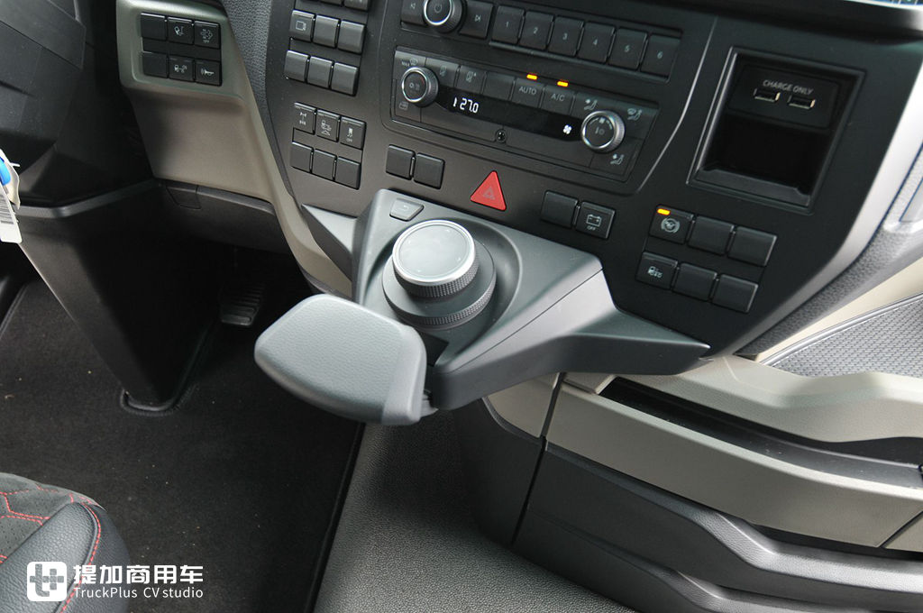 沃尔沃奔驰斯堪尼亚哪个好,奔驰沃尔沃斯堪尼亚卡车哪个更好