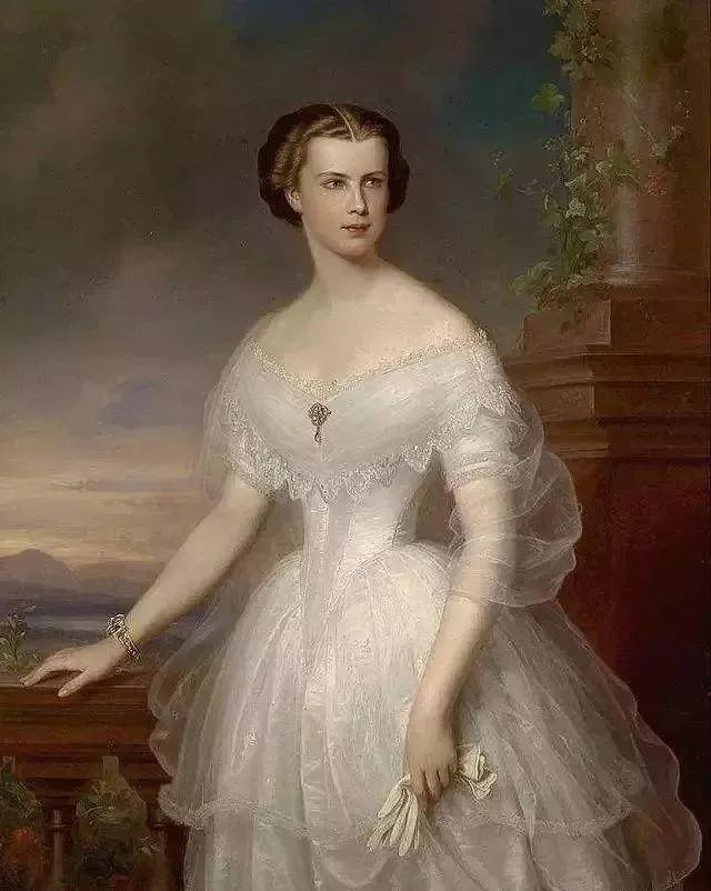 欧洲第一美人茜茜夫人,欧洲最后一代女贵妃被谋杀