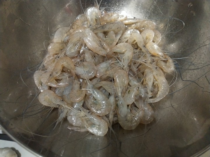 小河虾不用油炸怎么做的酥脆好吃,不用面粉怎么做小河虾好吃又酥脆